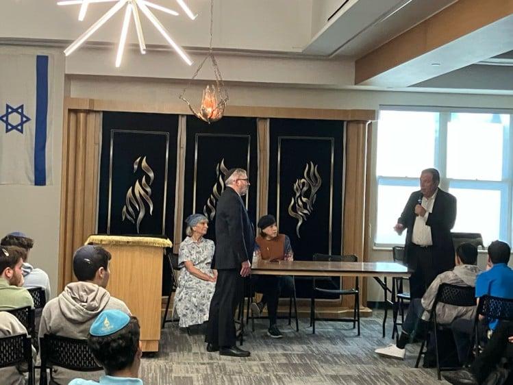 Yom HaShoah Assembly: Rambam Remembers